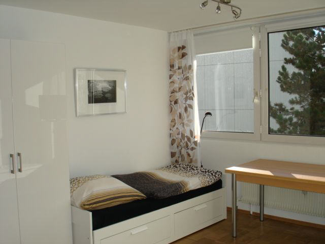 Studentenappartement-In-Erlangen-1-Wohnzimmer